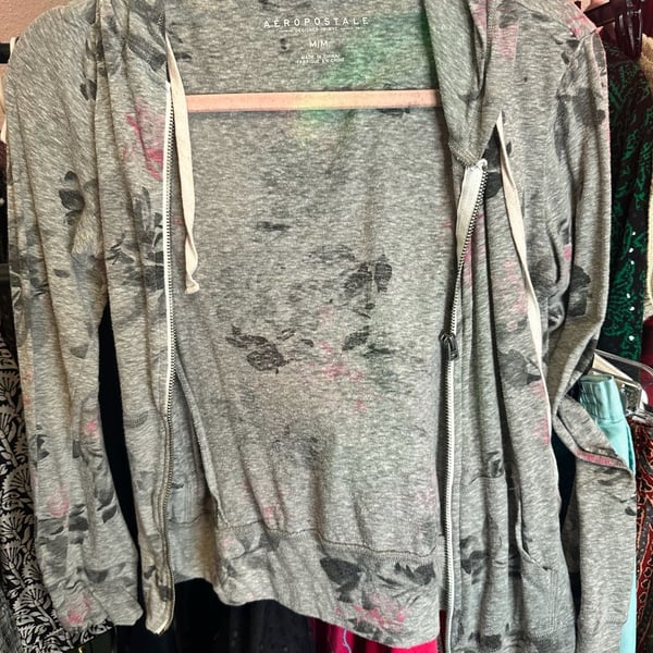 Gray Floral Sleeve Zip-Up Hoodie Aéropostale