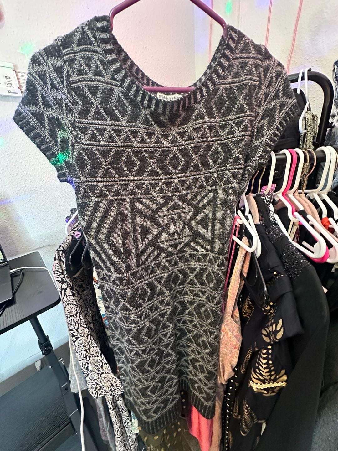 Maurices Dress Women's Size XS Gray Black with Pockets Bohemian Short Sleeve 2