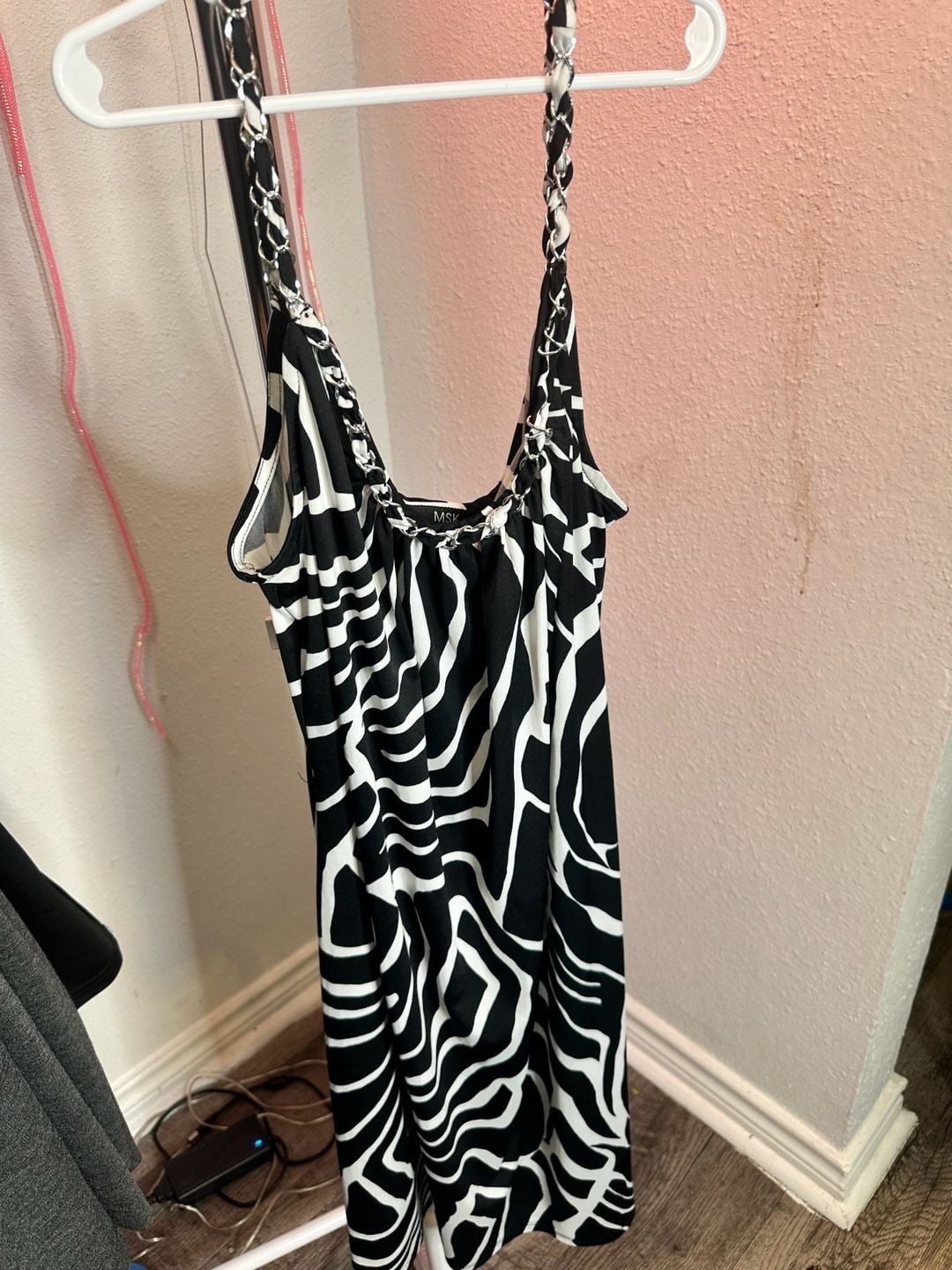 Black and white zebra print-one shoulder- dress... 2