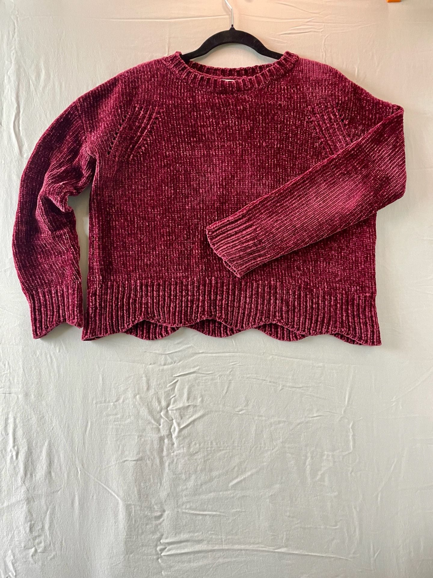 Altar'd State Women's Chenille Scalloped Hem Sweater Maroon Size S 3