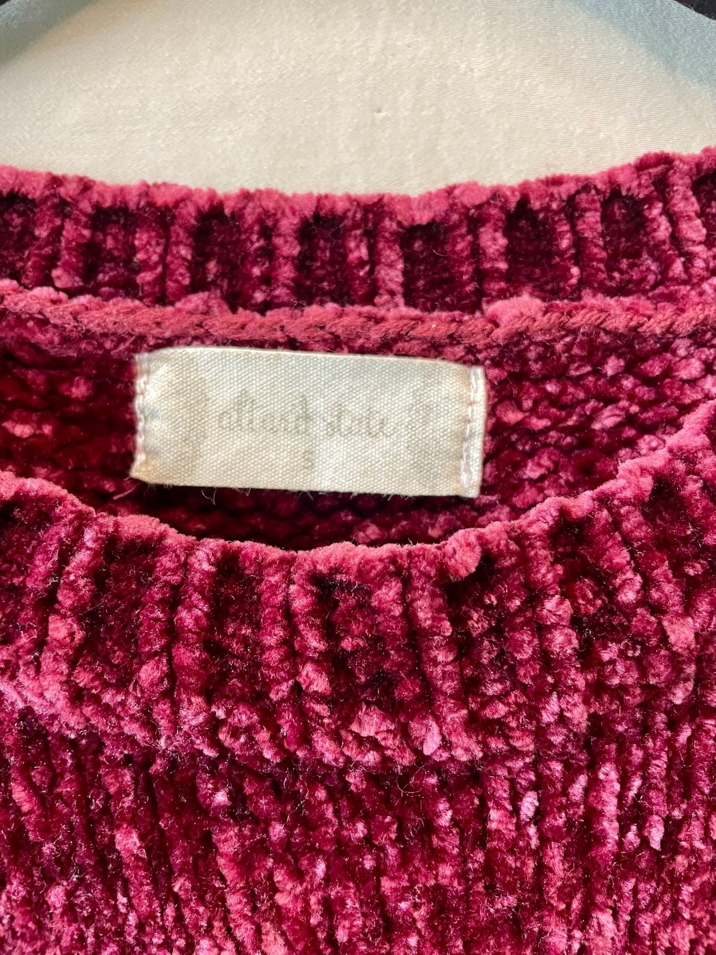 Altar'd State Women's Chenille Scalloped Hem Sweater Maroon Size S 5