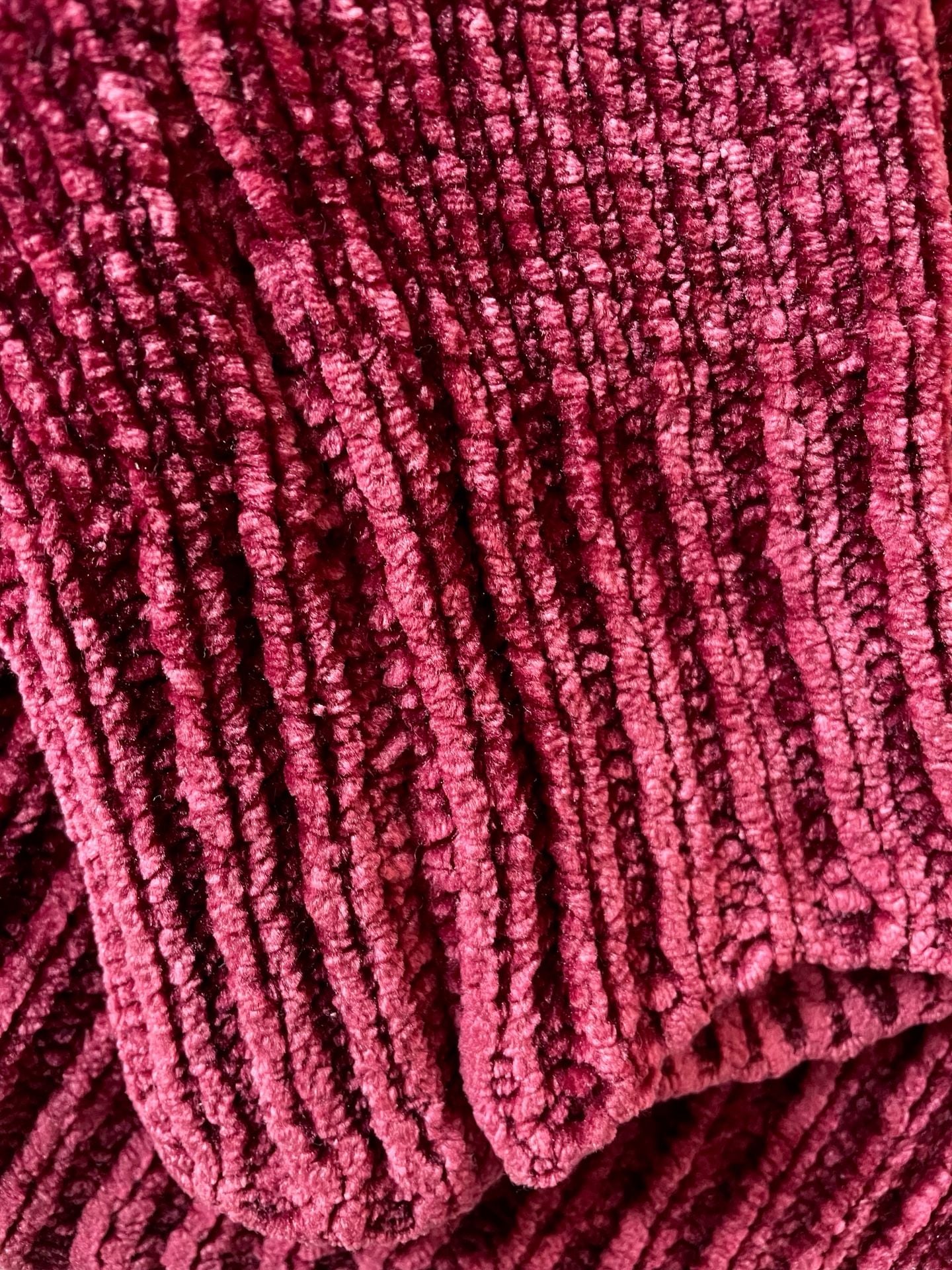 Altar'd State Women's Chenille Scalloped Hem Sweater Maroon Size S 11