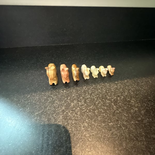 Set of 7 Vintage Hand-Carved Banded Onyx Cat Figurines