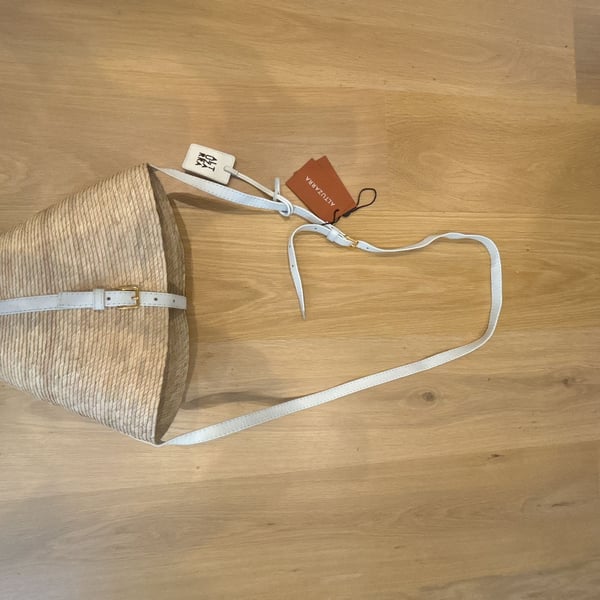 Altuzarra Straw Bucket Bag Natural/White OS