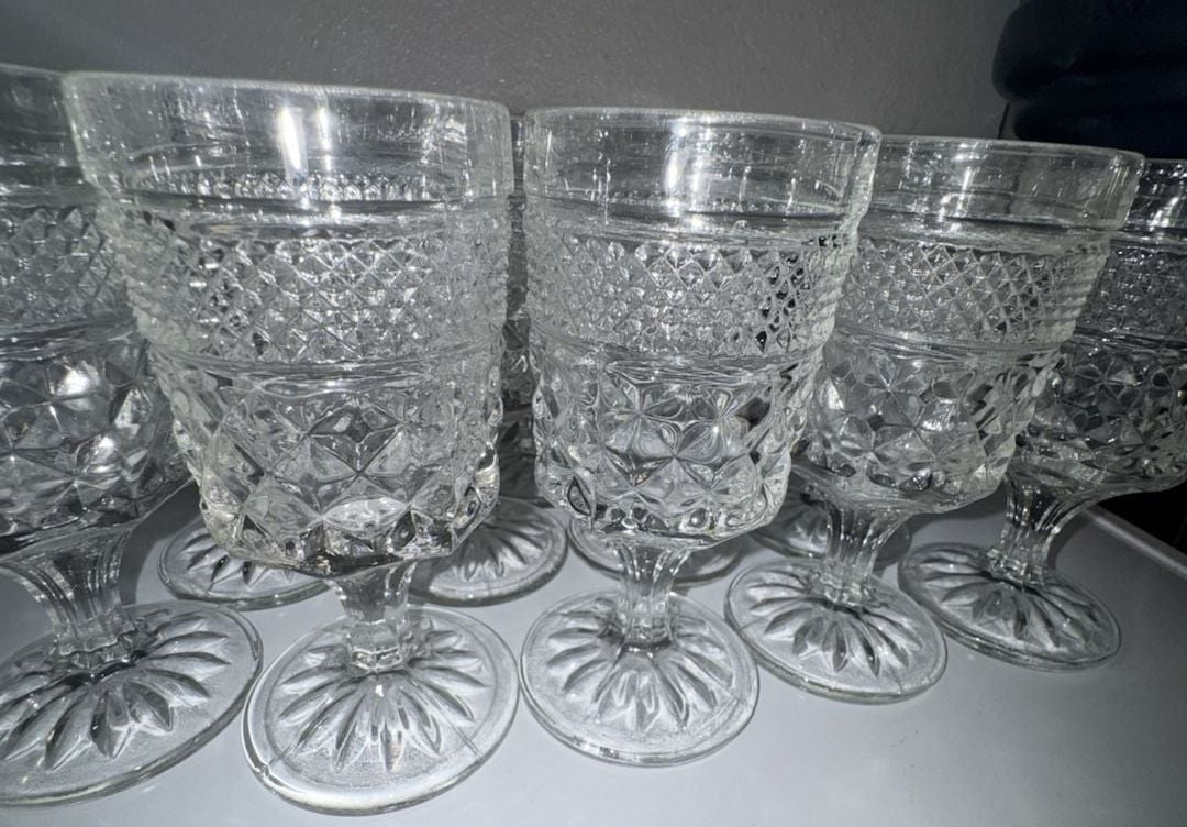 Set of 14 Vintage Indiana Glass Whitehall Clear Diamond Point Goblets 4