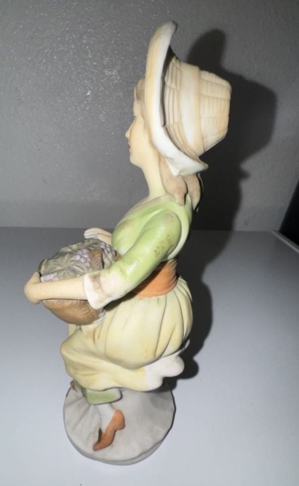 Vintage MCO Marwal Style Porcelain Figurine Girl with Grapes Basket Made in Japan 2