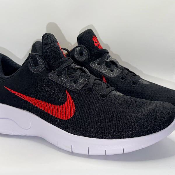 Nike Flex Experience Run 11 Next Nature Men's Size 10.5 Black Red Running Shoes