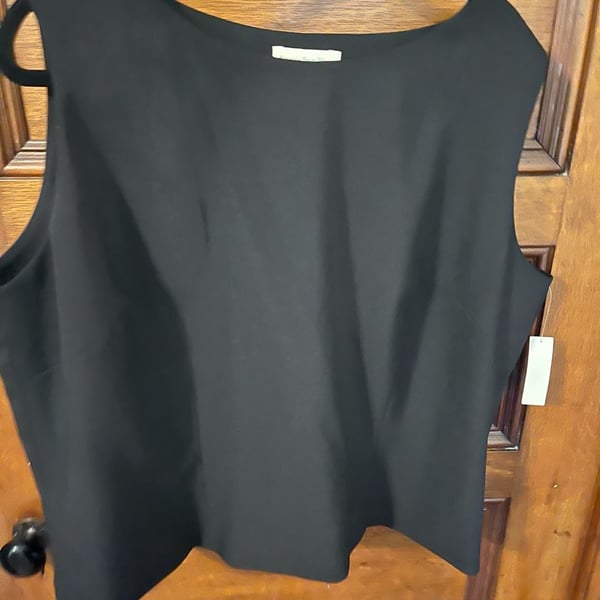 Amanda Smith Woman Sleeveless Shell Top Black Size 22W