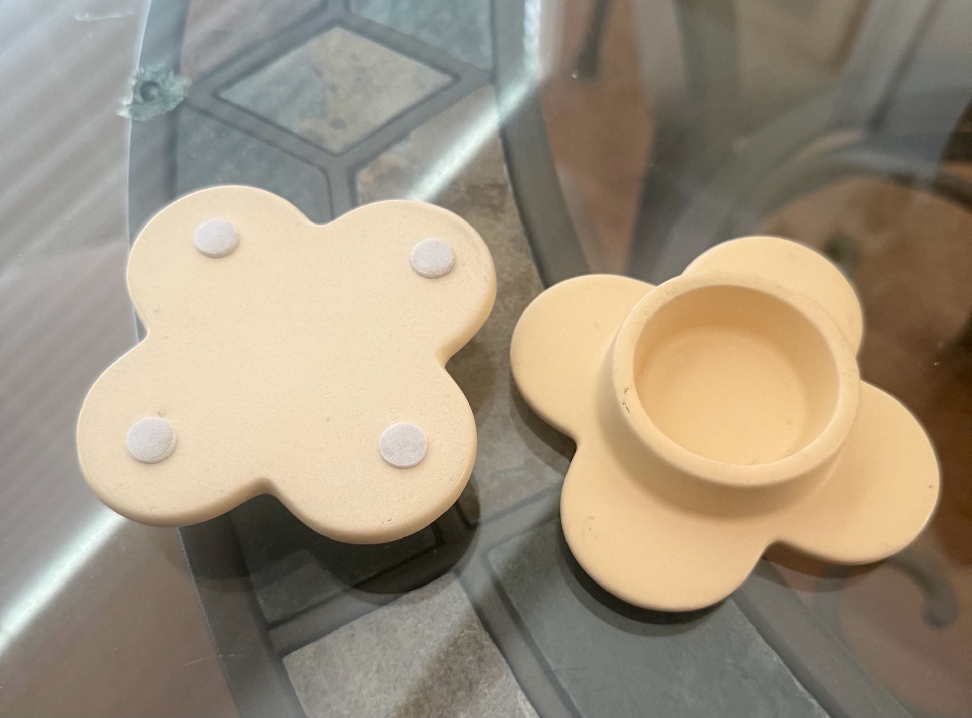 Product thumbnail 4