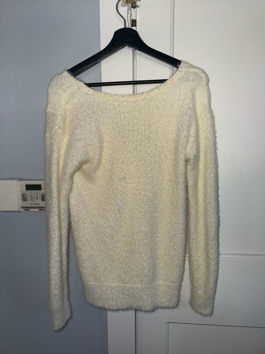 A New Day Women's Fuzzy V-Neck Sweater Cream Size XS 3