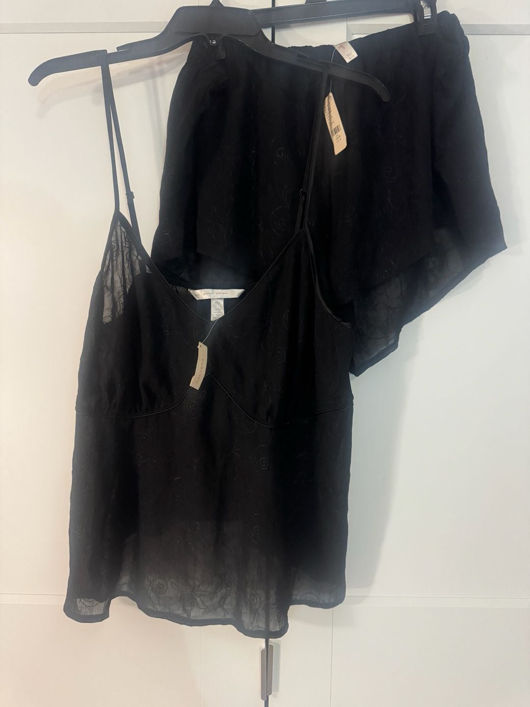 Cacique vintage 2-Piece Pajama Set Black Embroidered Camisole and Shorts Size 18/20 1