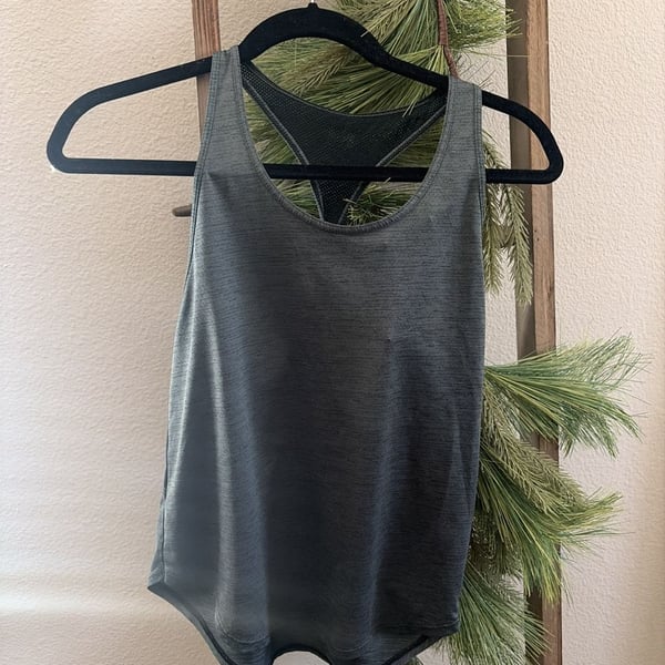 Under Armour Women's Heathered Mesh Back Racerback Tank Top