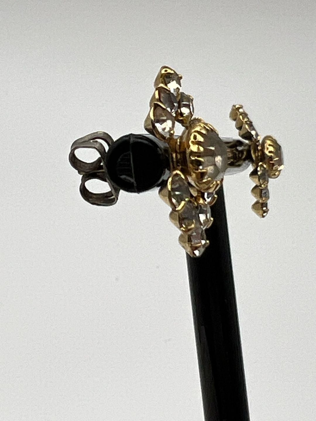 Vintage Gold Tone Rhinestone Cluster Stud Earrings 6