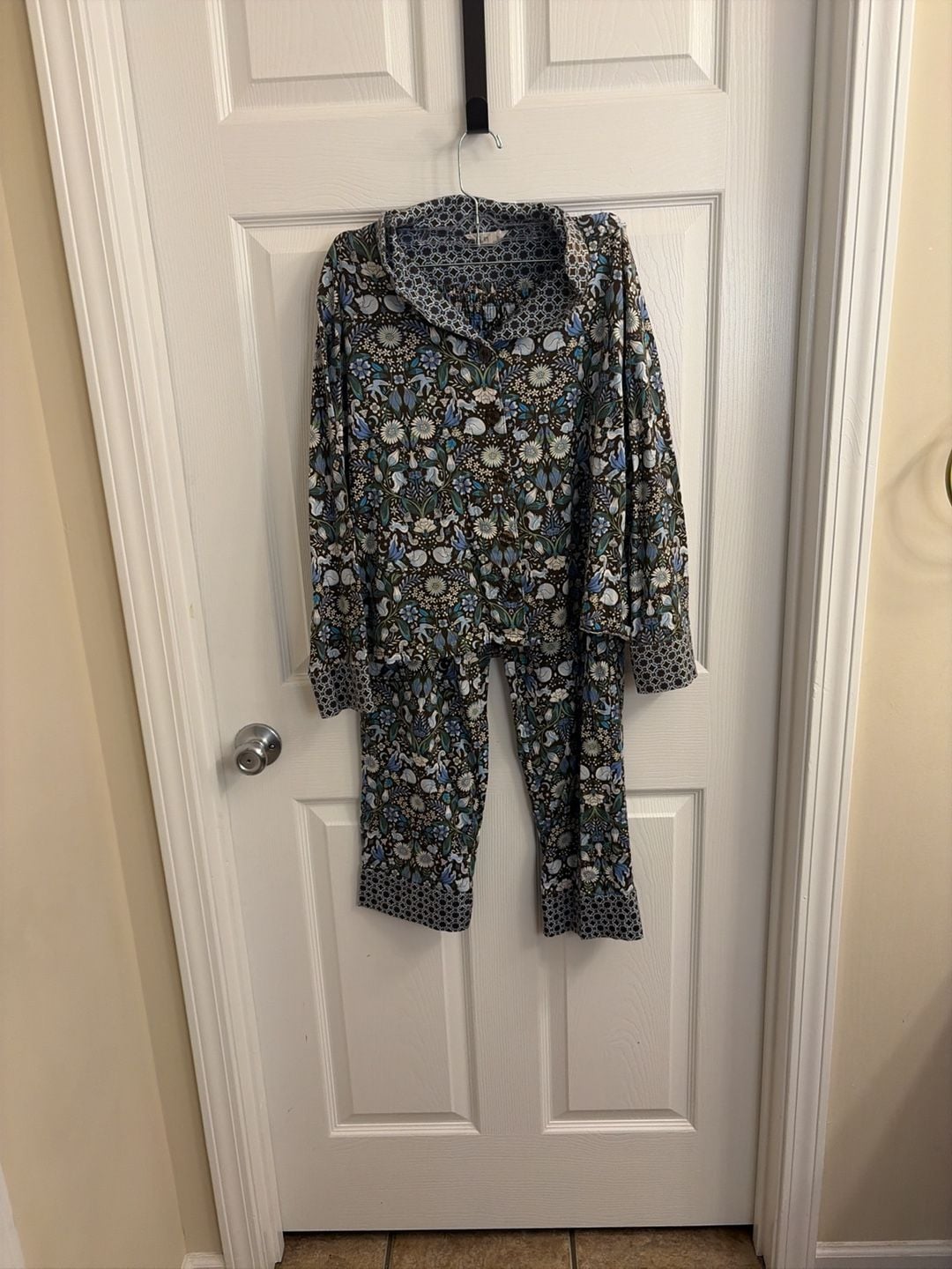 Vera Bradley Women's Floral Pajama Set Size S 1
