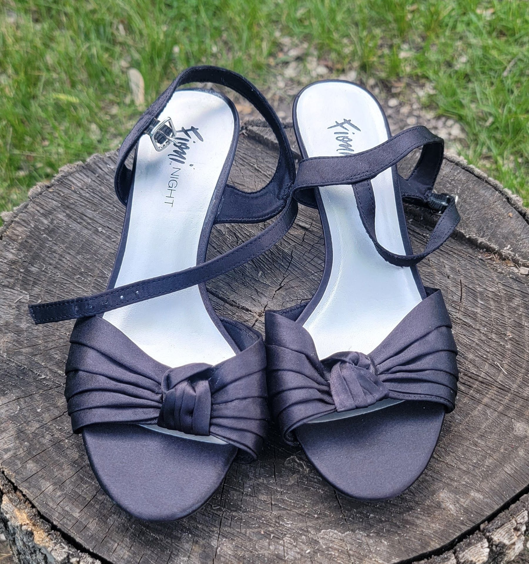 Fioni Night Black Satin Knot Ankle Strap Heels Size 8.5W 2