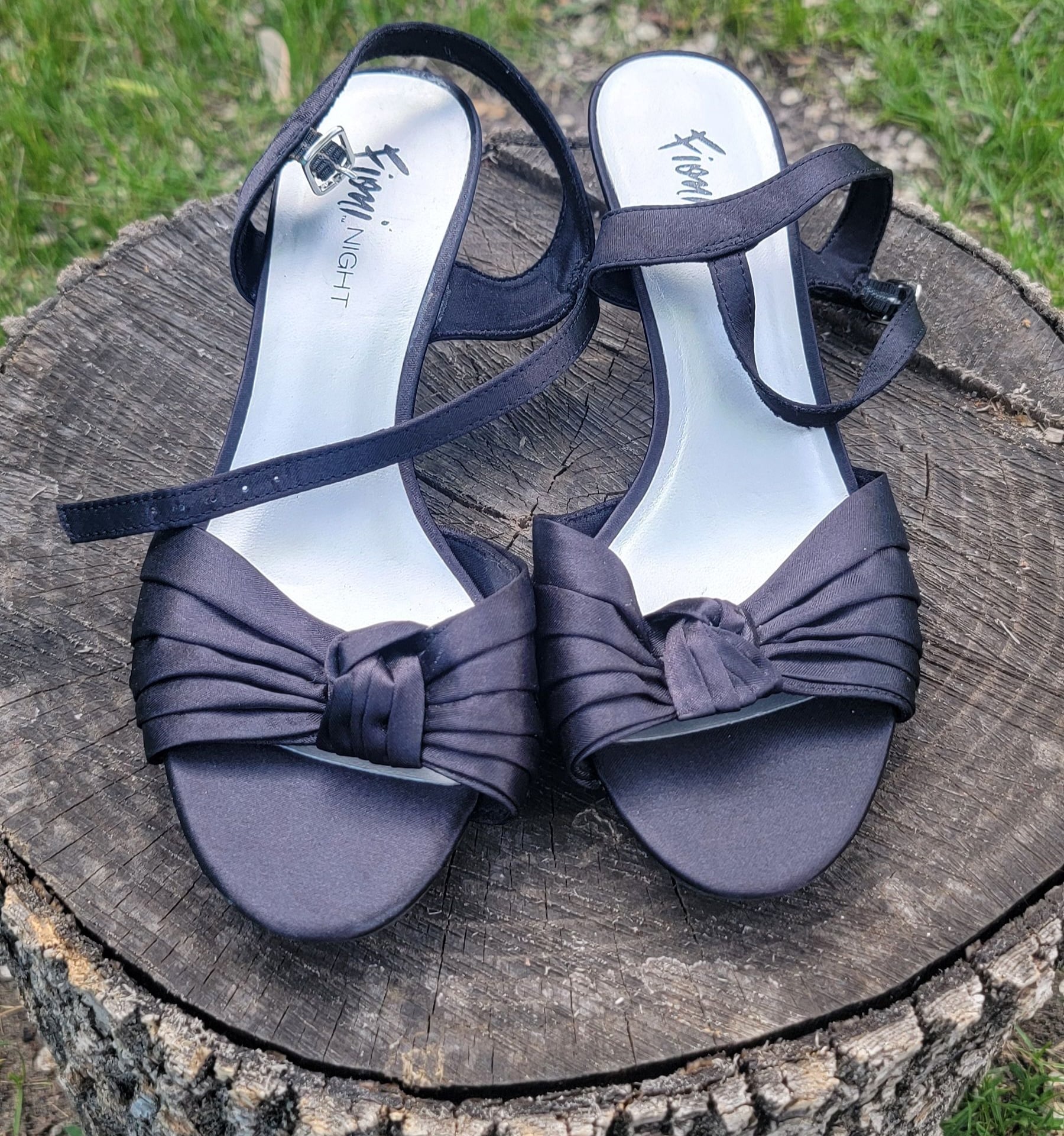 Fioni Night Black Satin Knot Ankle Strap Heels Size 8.5W 3