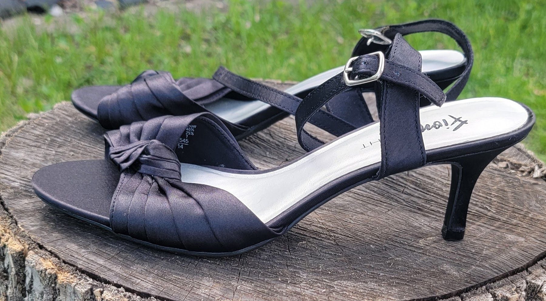 Fioni Night Black Satin Knot Ankle Strap Heels Size 8.5W 5