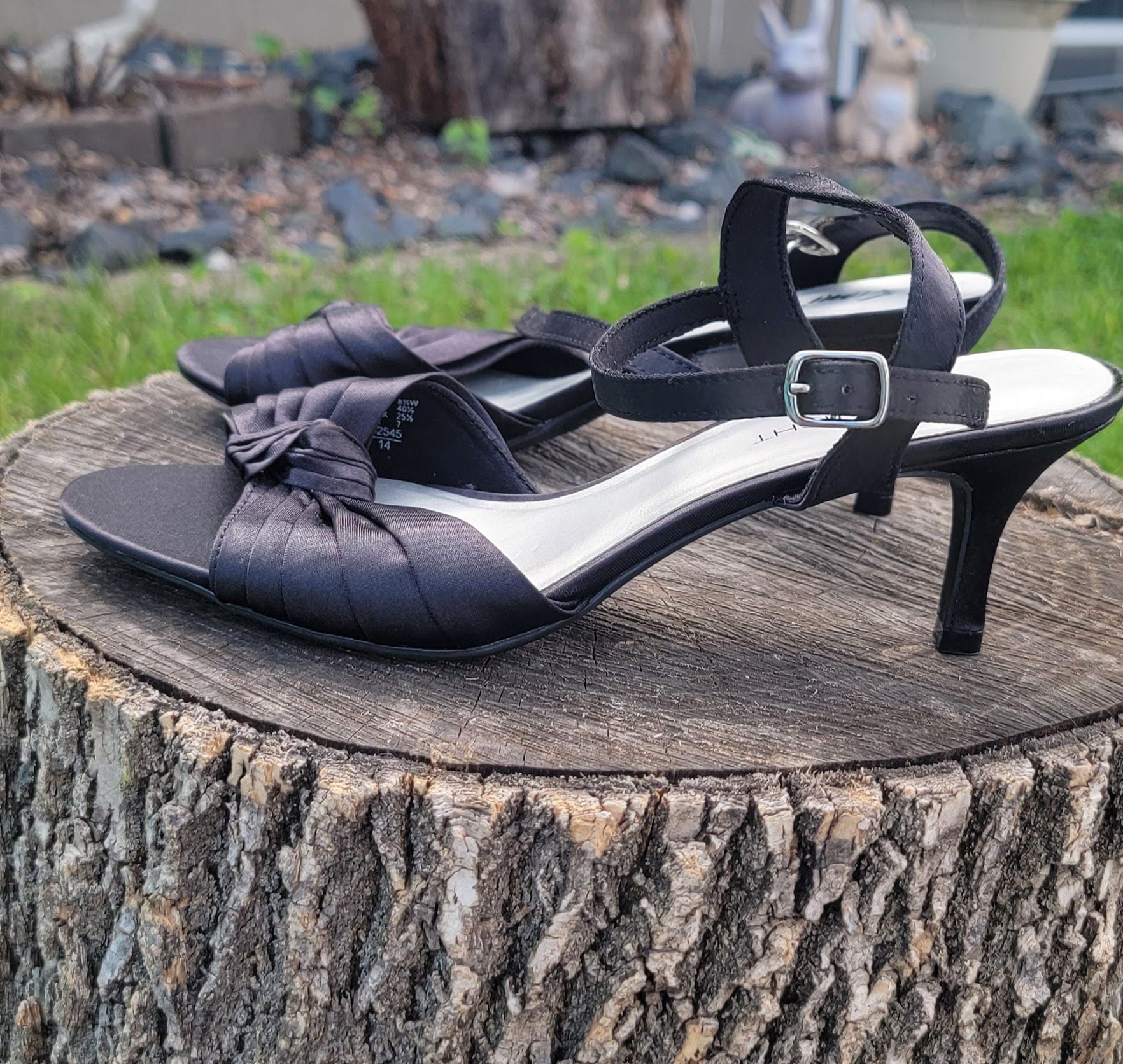 Fioni Night Black Satin Knot Ankle Strap Heels Size 8.5W 8