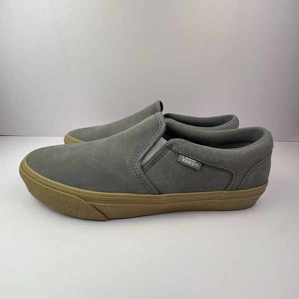 Vans Classic Slip-On Suede Grey Gum Sole Shoes size 8.5 men’s