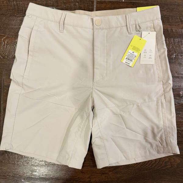 All in Motion Men's Travel Shorts Size 32 Light Grey