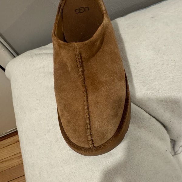 UGG Tasman Suede Slippers Chestnut Size 8