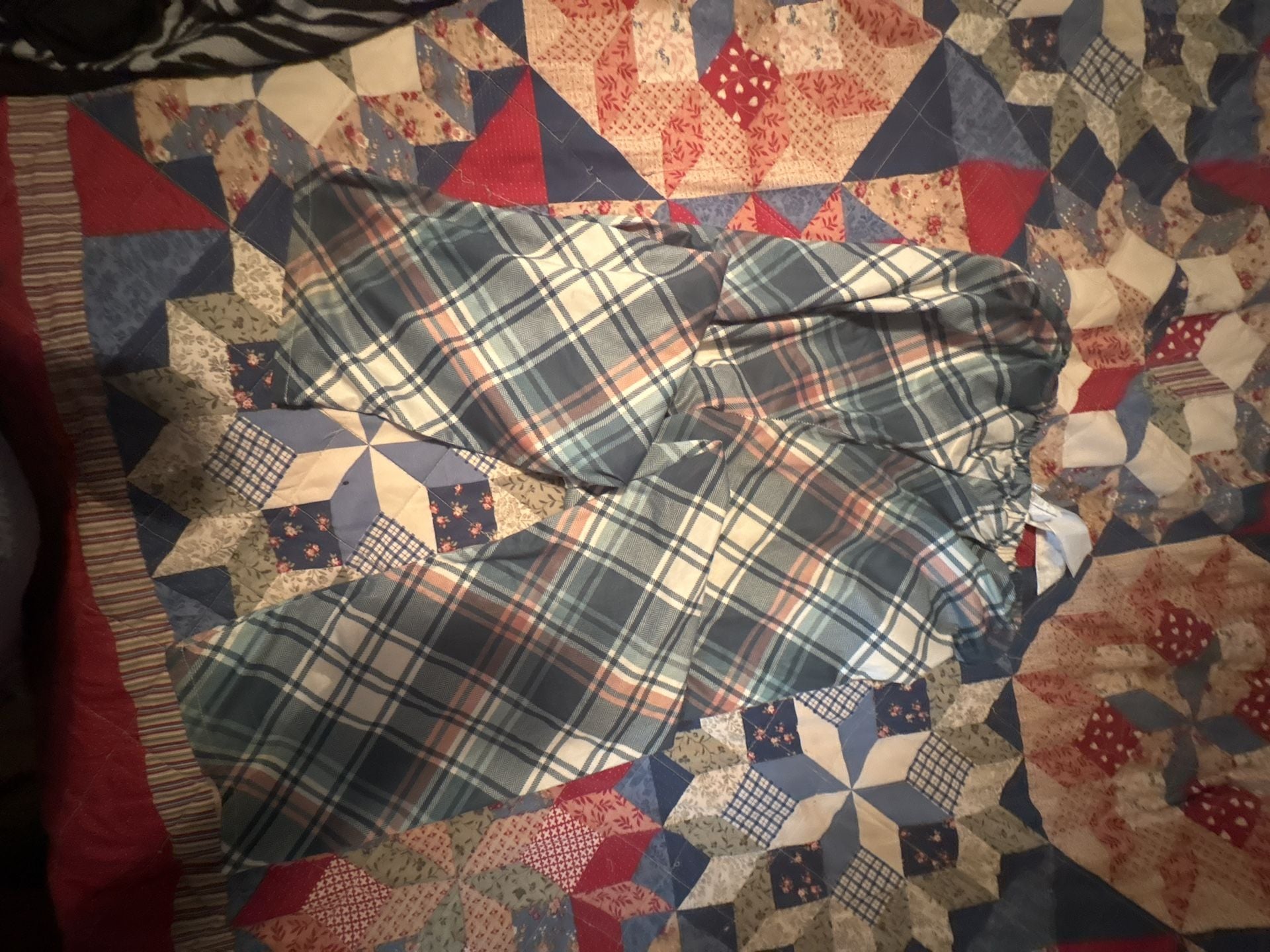 Victoria's Secret Plaid Pajama Pants cm 2