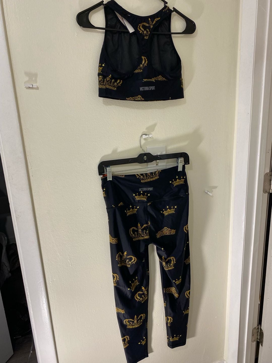 Victoria Sport Crown Print Activewear Set Size M 2