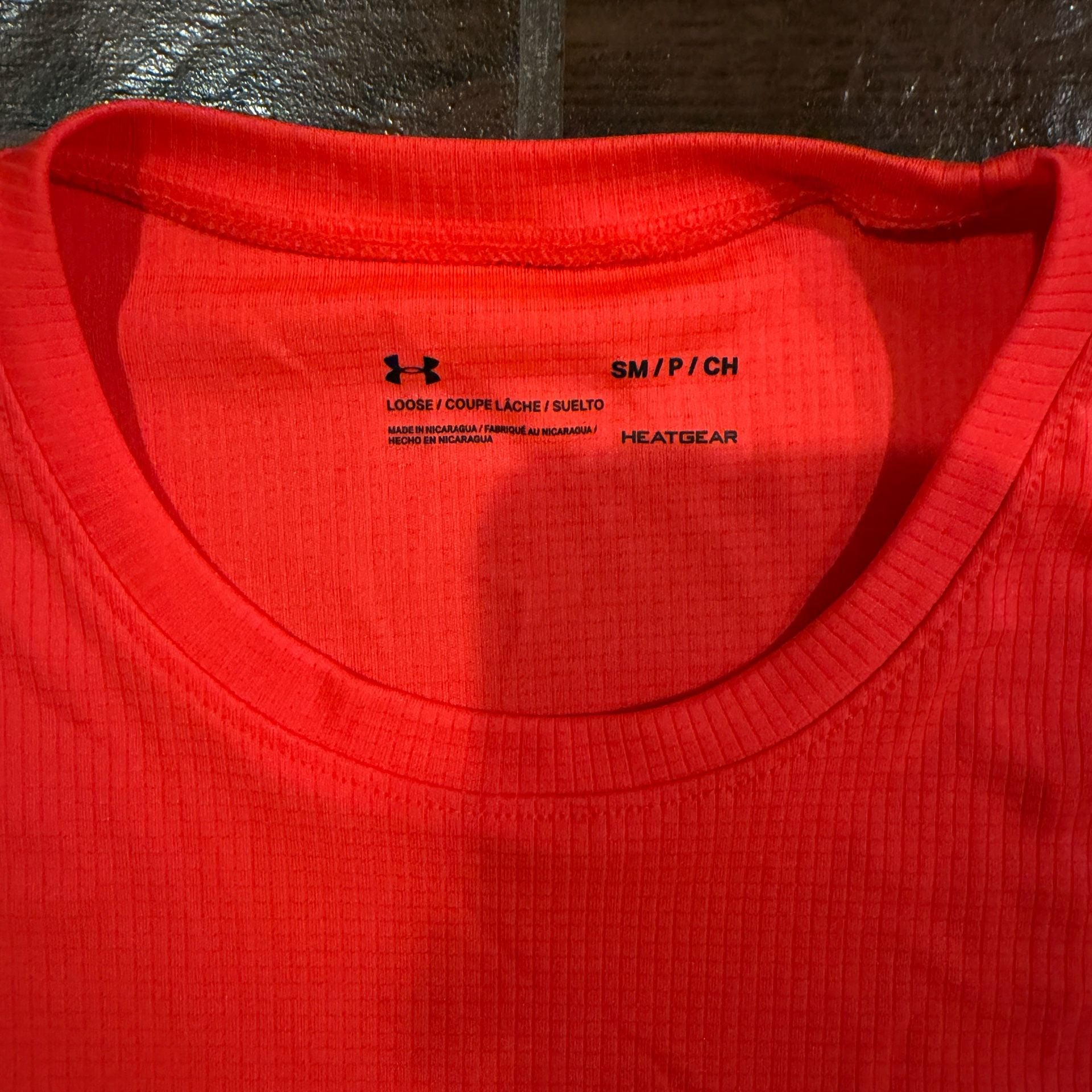 Under Armour HeatGear Loose Fit T-Shirt Neon Orange Size Small 2