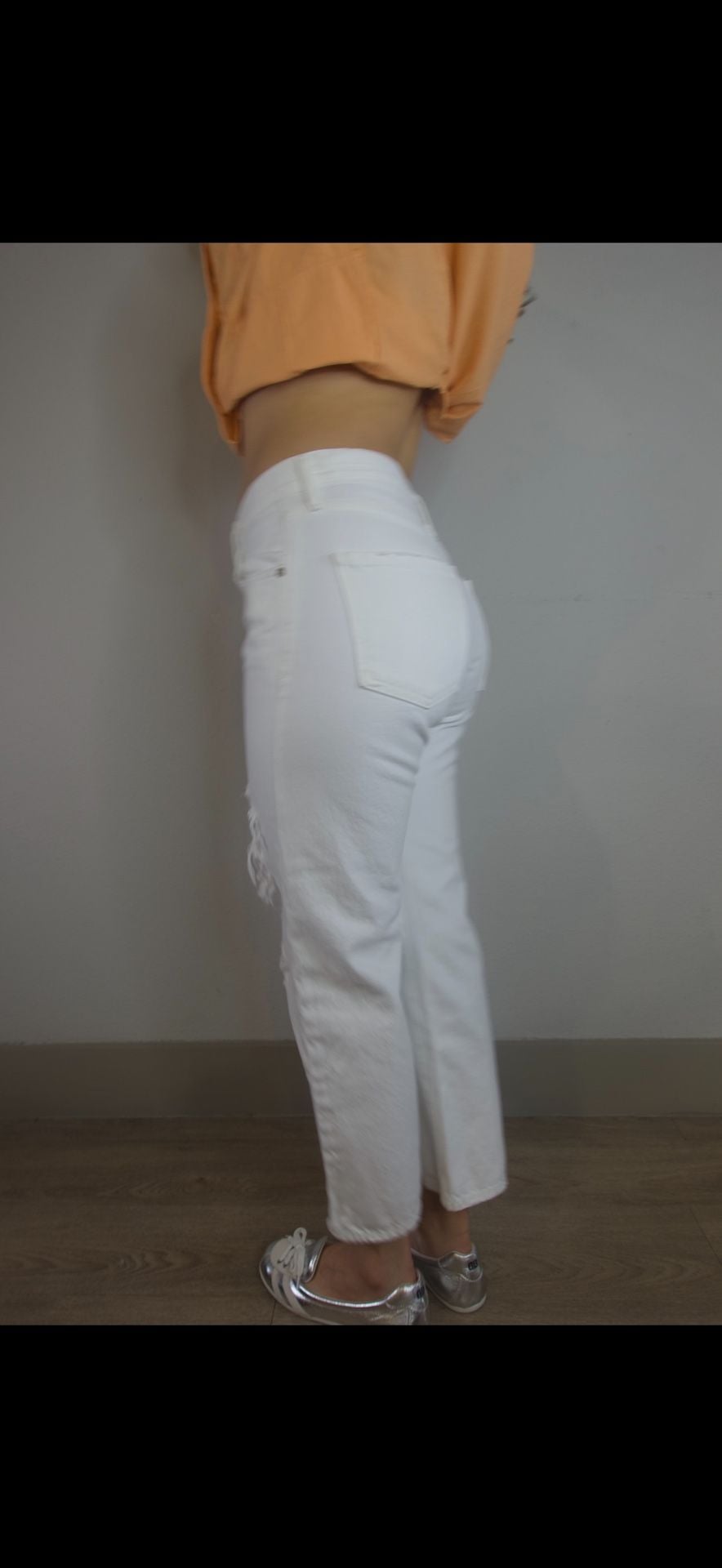 Citizens of Humanity Emery Crop Distressed White Jeans Size 28 5