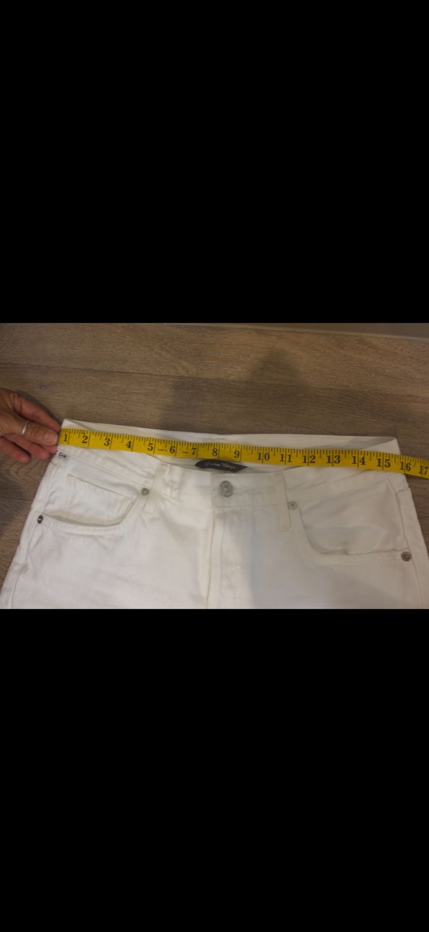 Citizens of Humanity Emery Crop Distressed White Jeans Size 28 9