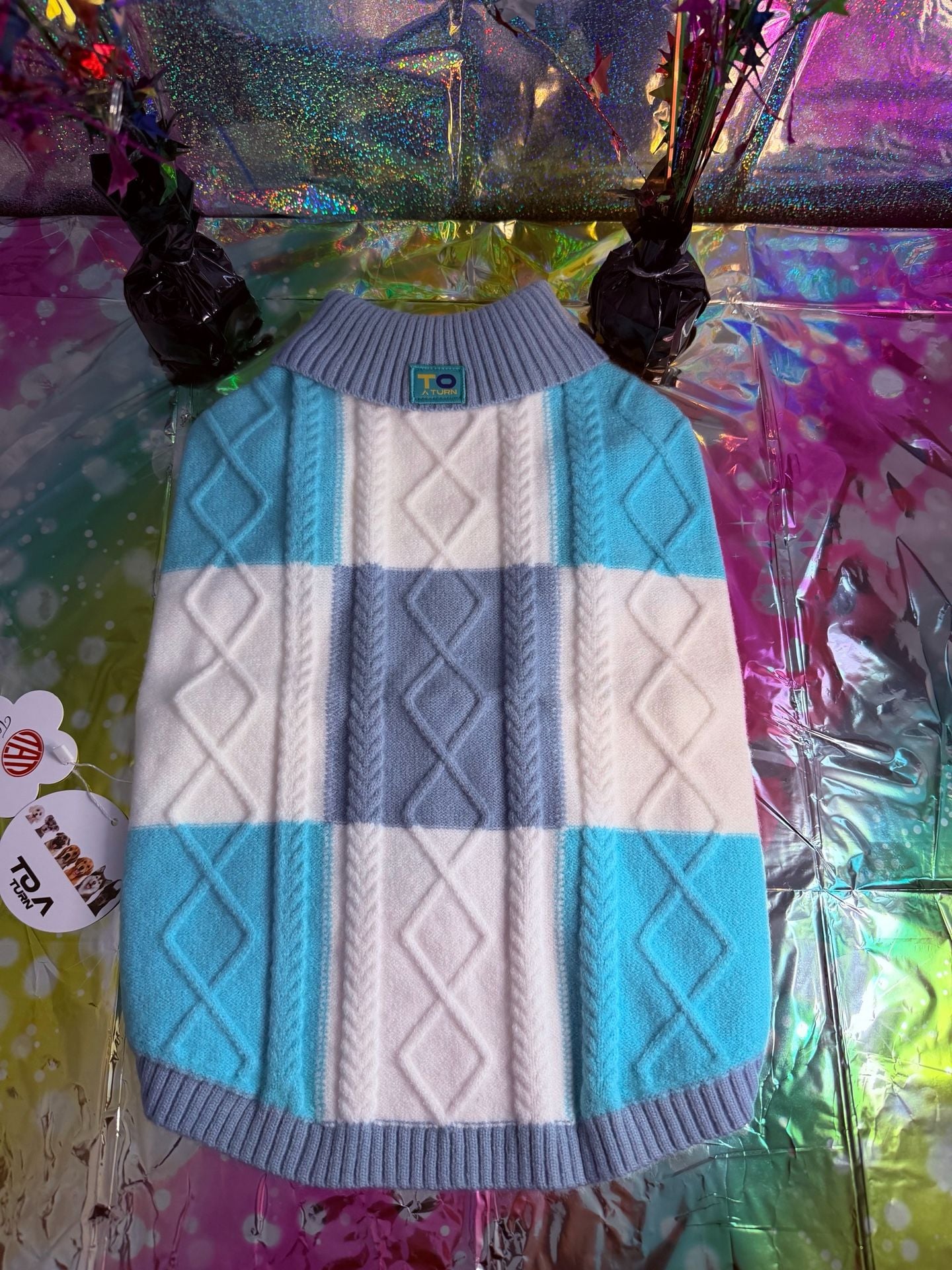 To A Turn Dog Sweater Blue White Checkered Cable Knit Size XL 1