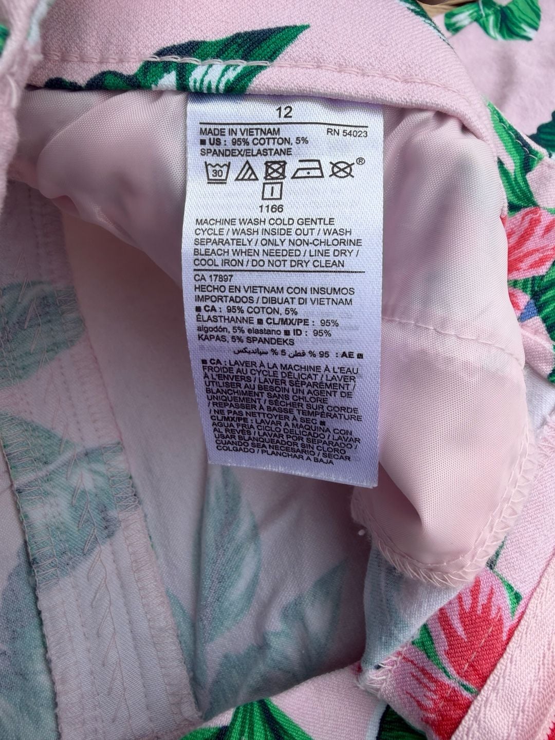 Old Navy Pixie Pants Size 12 Pink Floral Tropical Print 5