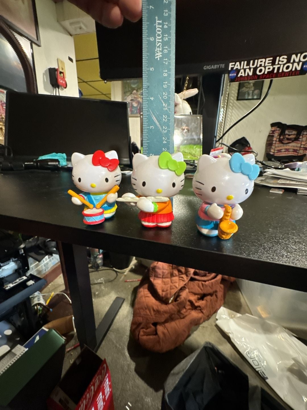 Set of 3 Sanrio Hello Kitty Musical Band Figures 2012 1