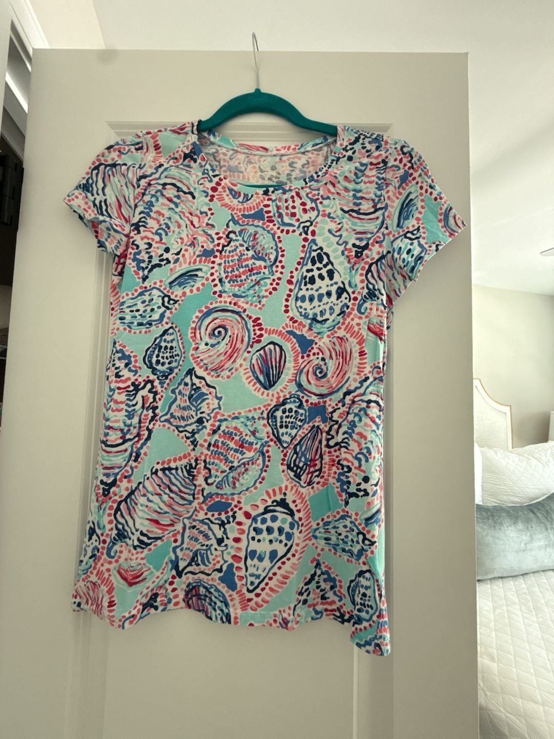 Lilly Pulitzer Seashell Print T-Shirt XS 1