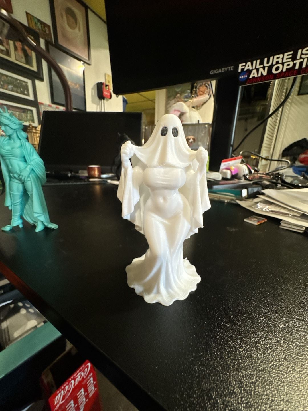 4 Figures Werewolf, sexy ghost, Devil, hot Statue of Liberty, Lycan, busty, shorts, luicfer, satan, iblis, beelzebub 5