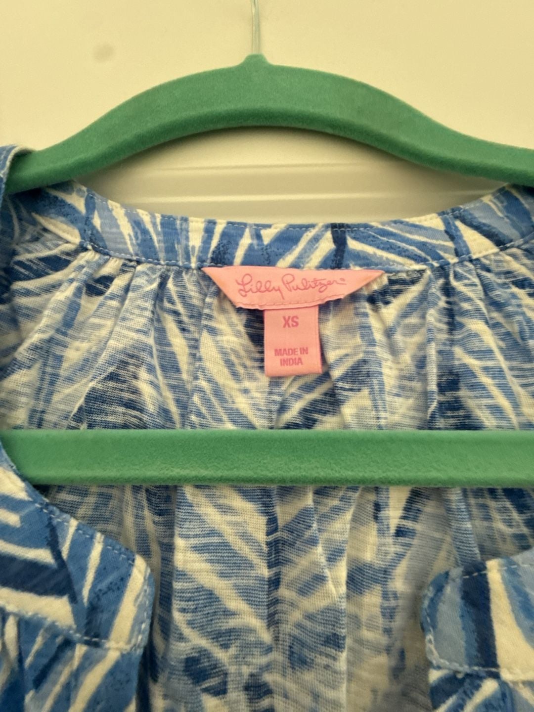 Lilly Pulitzer Sleeveless V-Neck Fringe Hem Top Blue White Size XS 2