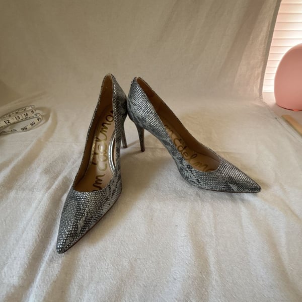 Sam Edelman Hazel Pointed Toe Stiletto Pumps Silver Snakeskin Print