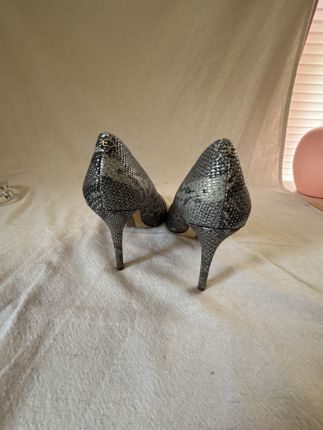 Sam Edelman Hazel Pointed Toe Stiletto Pumps Silver Snakeskin Print 3