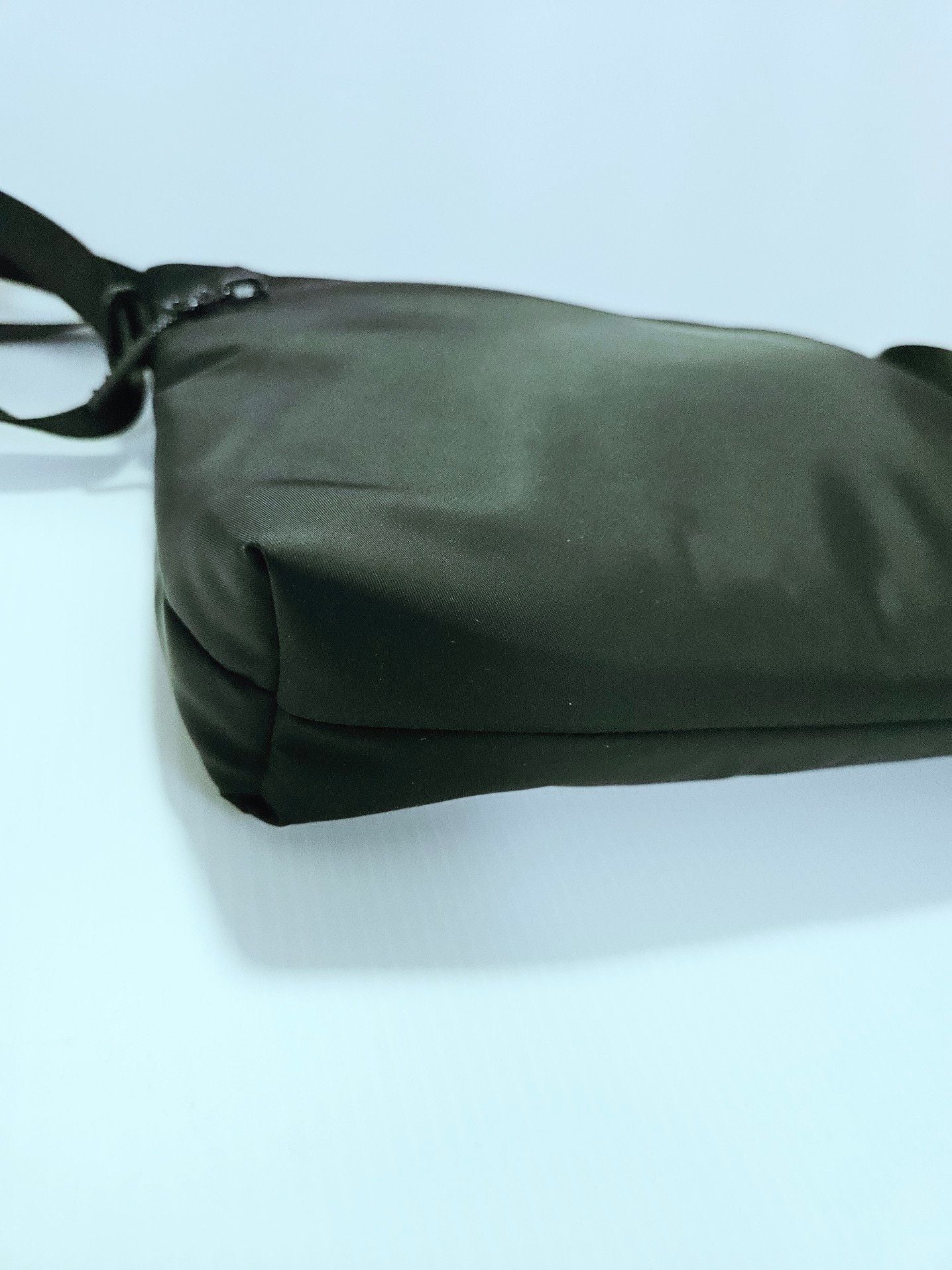 Lululemon Clean Lines Crossbody Bag Black 9