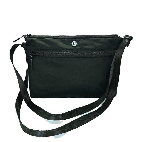 Lululemon Clean Lines Crossbody Bag Black