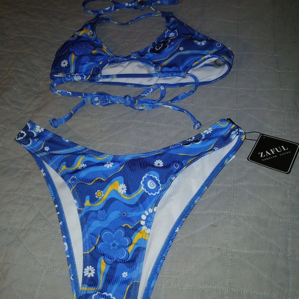  Mizaful Ribbed Daisy Wave Print Cutout Bikini Swimwear In BLUE