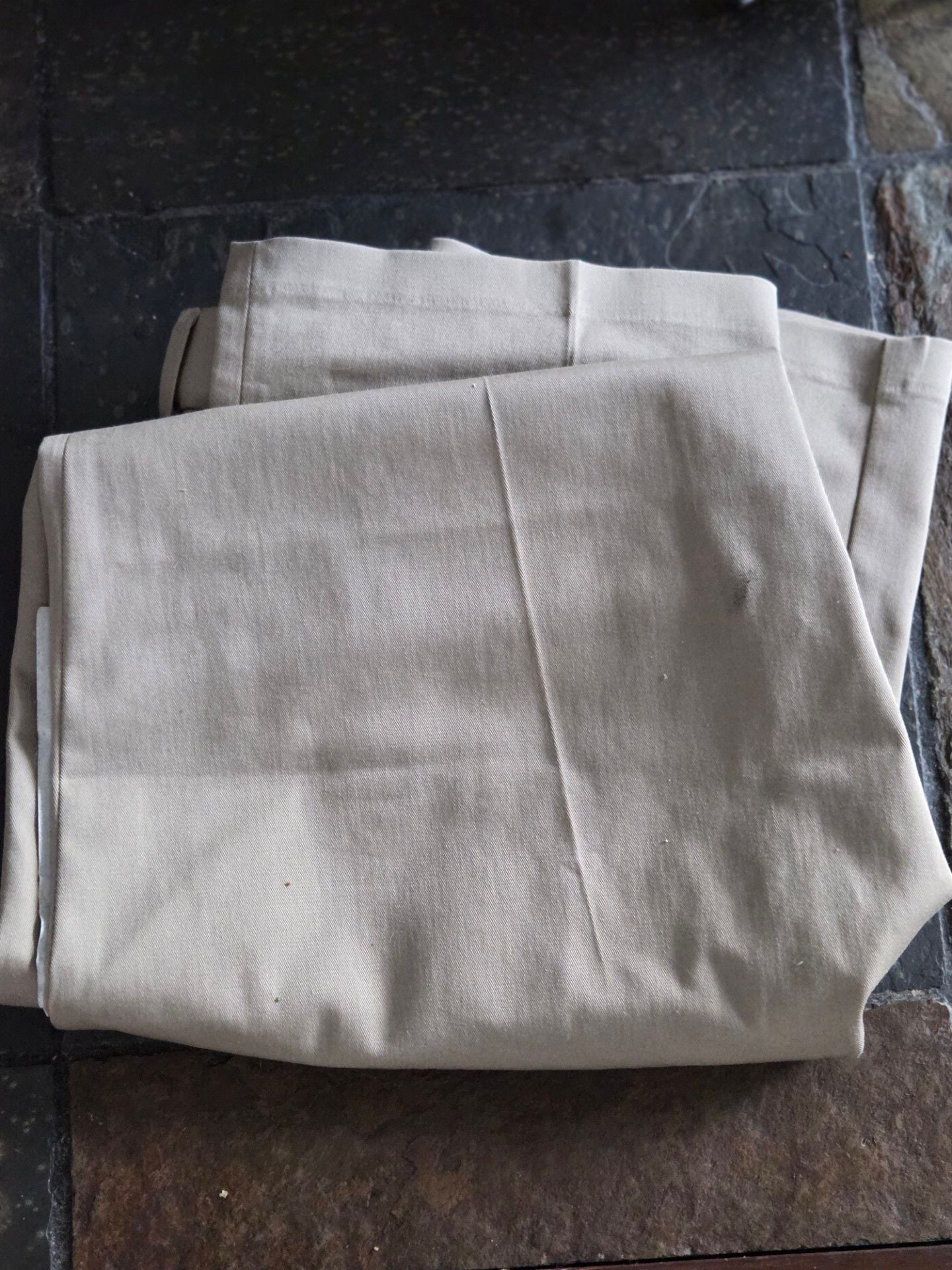 Haggar Premium No Iron Khaki Pants 32x30 Classic Fit Flat Front 2