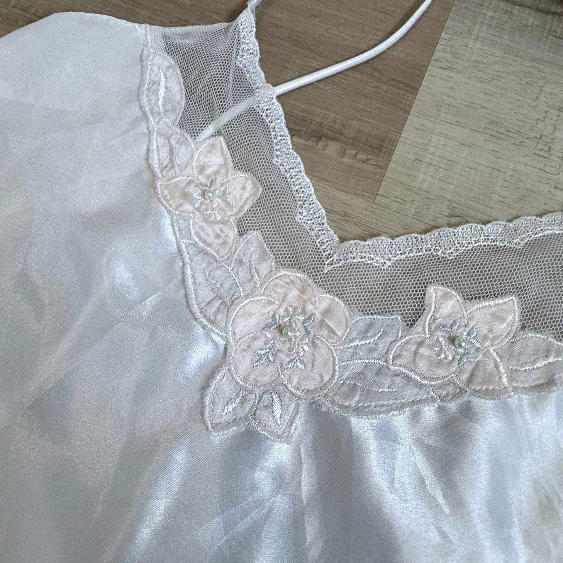 VTG 90s Victoria’s Secret Satin Teddy Bridal Coquette White Lace Bodysuit 5