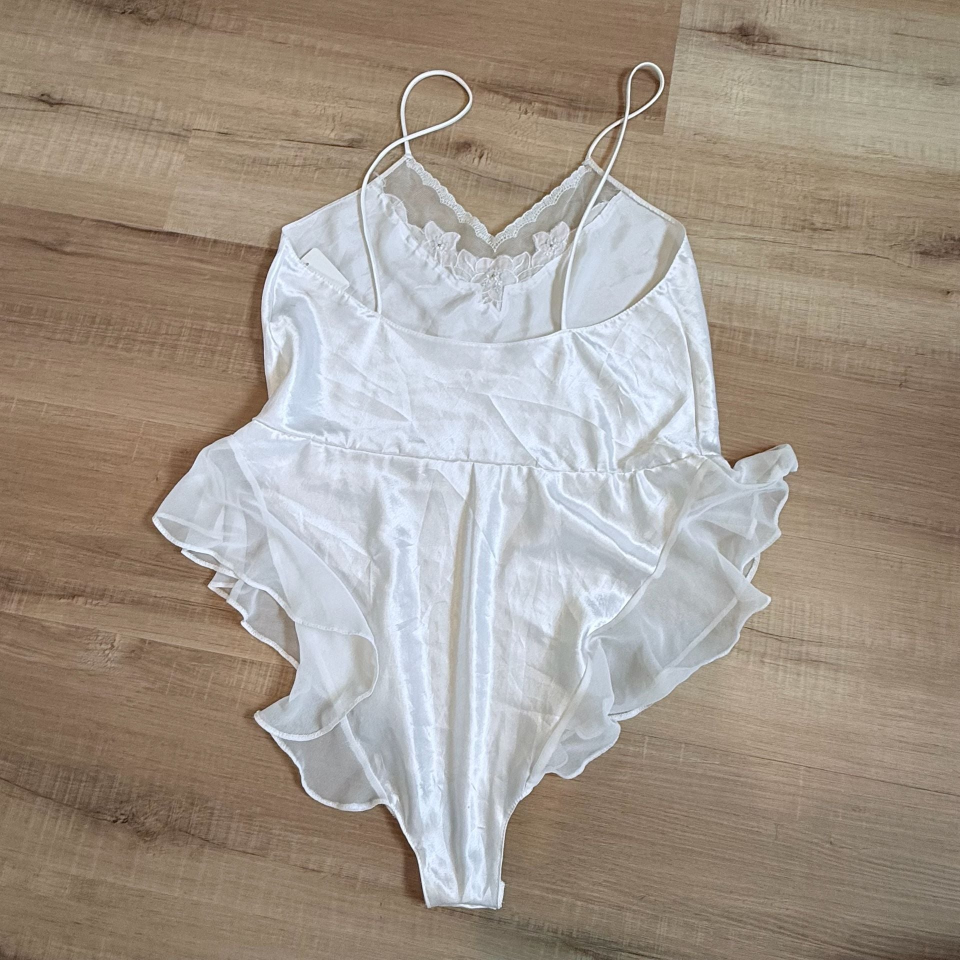 VTG 90s Victoria’s Secret Satin Teddy Bridal Coquette White Lace Bodysuit 8