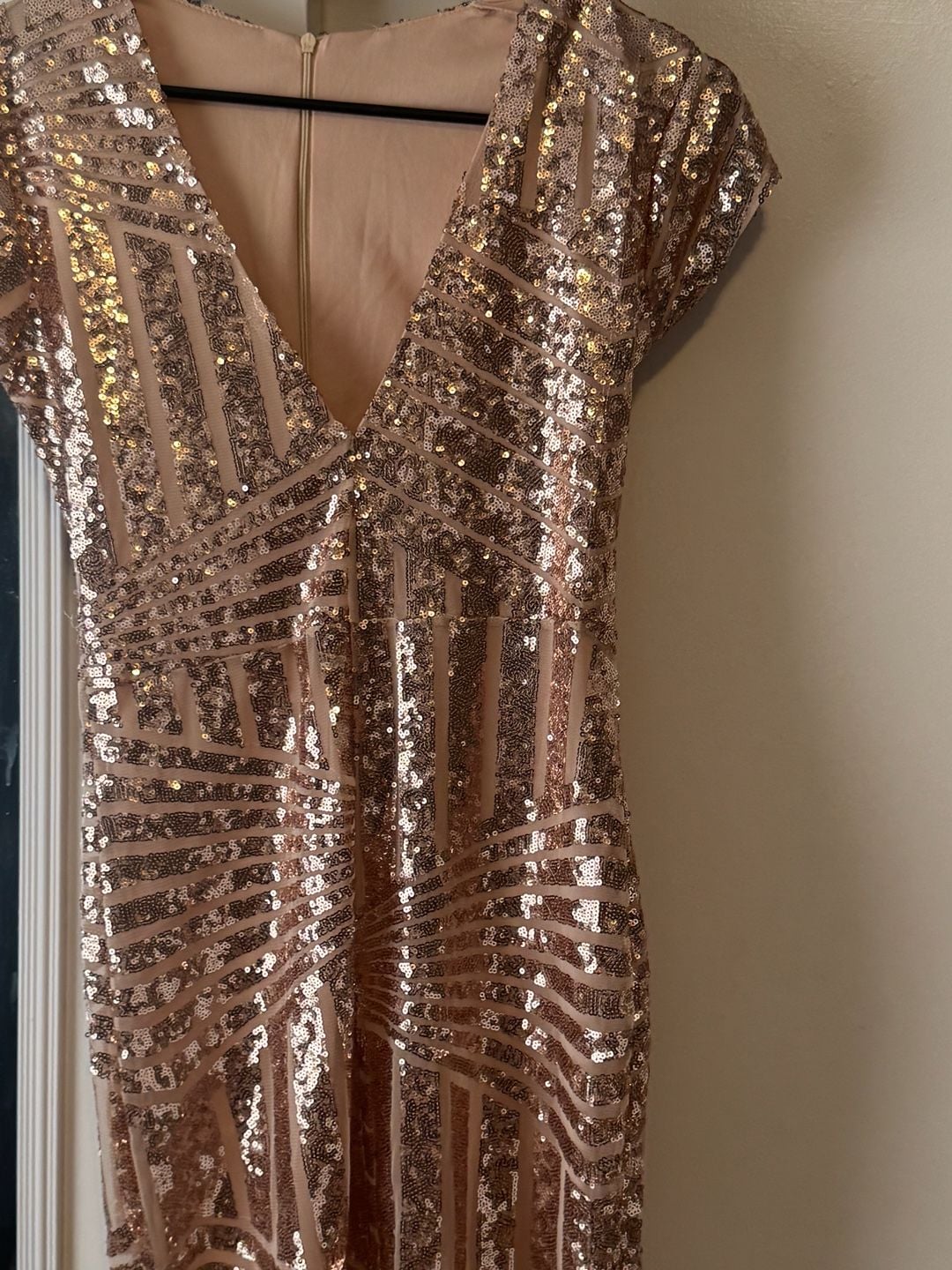 Sky Recommended Sequin V-Neck Dress Rose Gold Size M 3