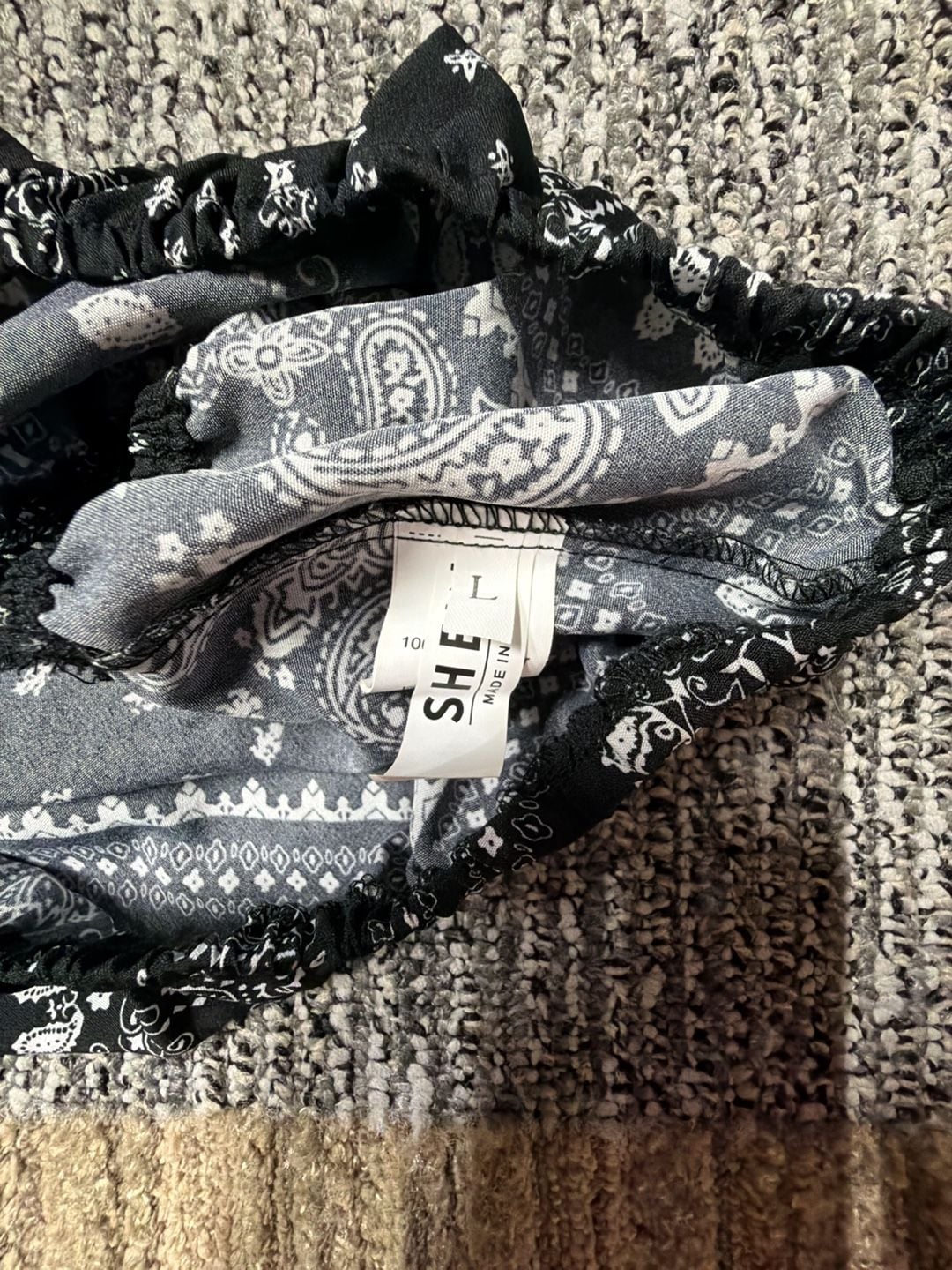 SHEIN Black Paisley Bandana Print Tube Top Size L 2