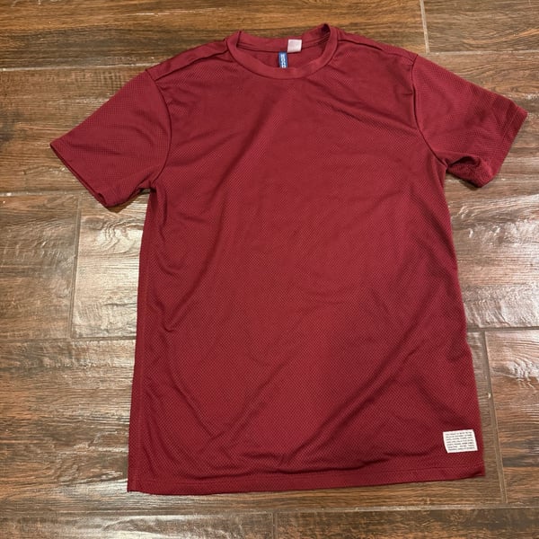 Divided H&M Mesh Athletic T-Shirt Maroon Size S