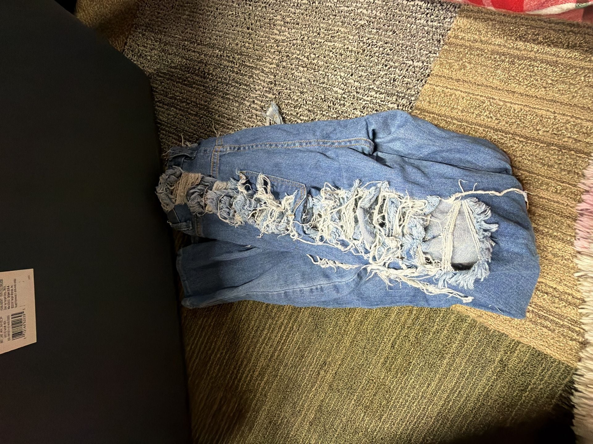 Fashion Nova Size 7 Distressed Skinny Jeans 5