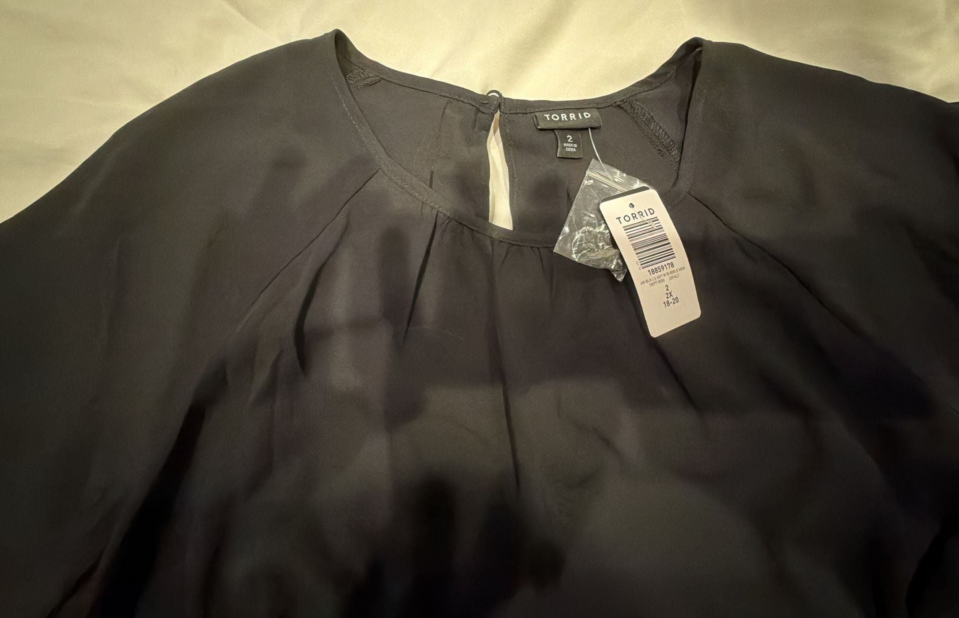 Torrid Black Bubble Hem Blouse Size 2 2