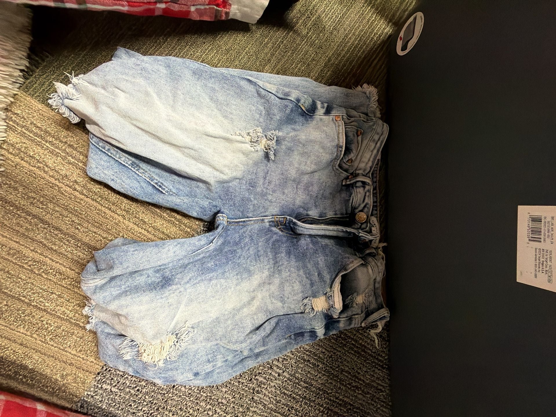 Almost Famous Distressed Raw Hem Denim Jeans Size 7 1